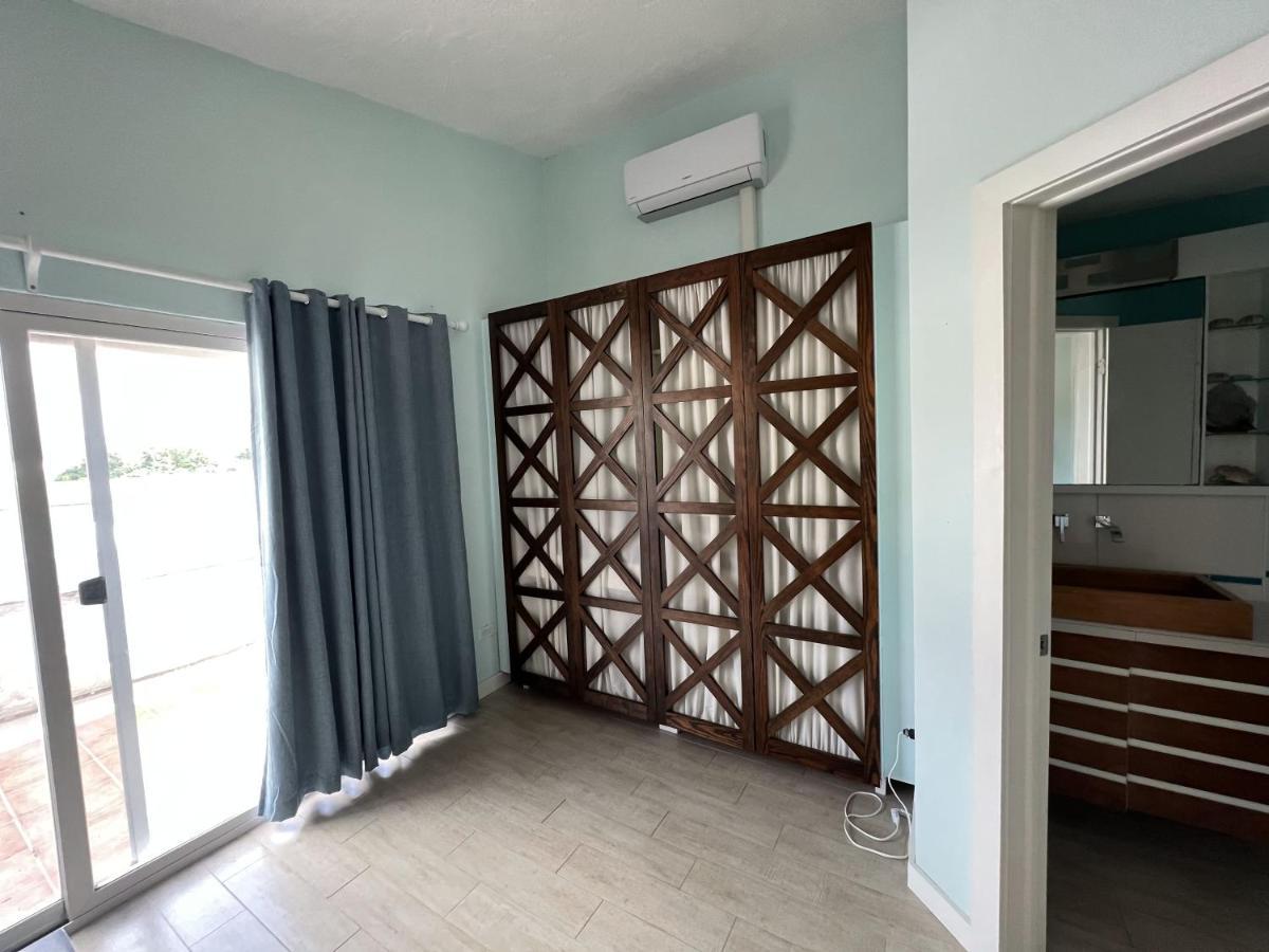 Sunny Villa In The Marina - Excellent Water Views Jolly Harbour Exterior foto
