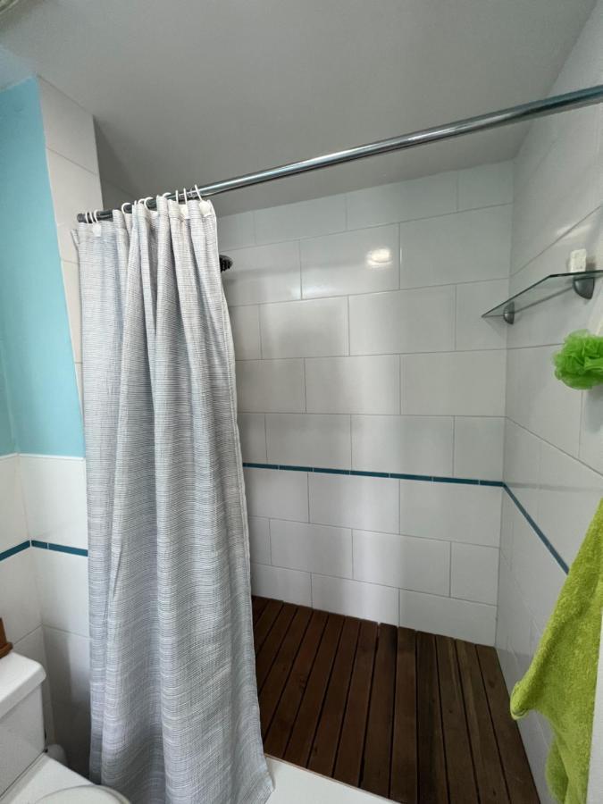 Sunny Villa In The Marina - Excellent Water Views Jolly Harbour Exterior foto